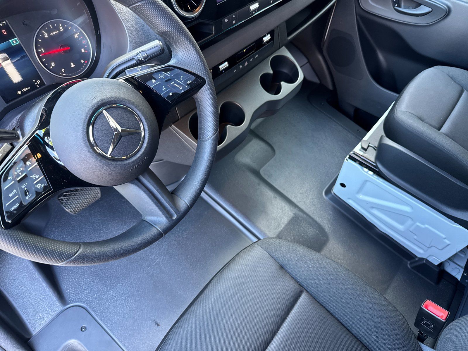 new 2025 Mercedes-Benz Sprinter 2500 car