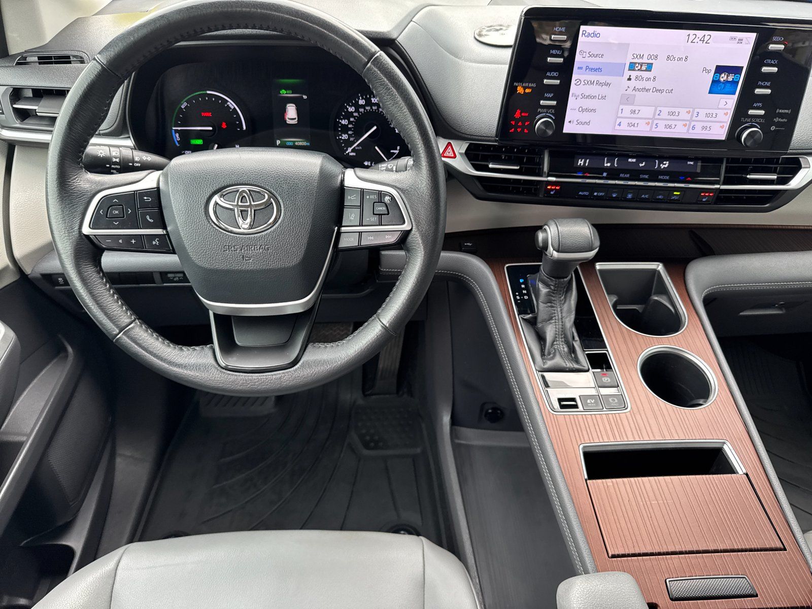 used 2021 Toyota Sienna car, priced at $38,998