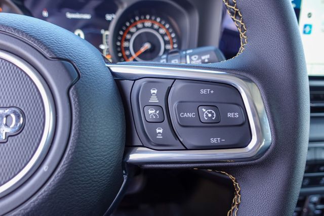 new 2025 Jeep Wrangler car, priced at $52,370