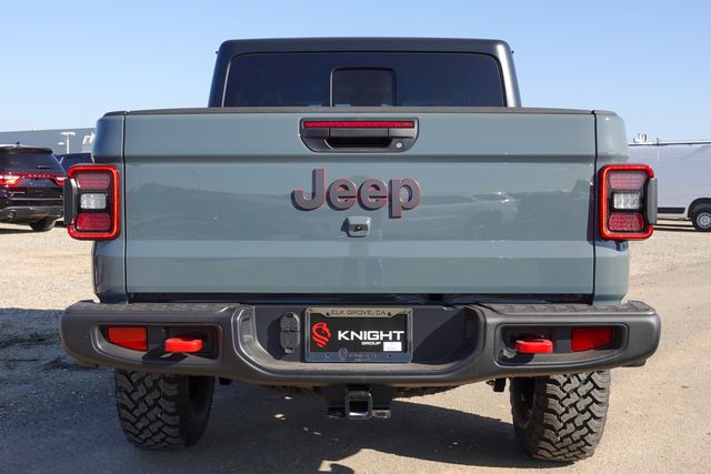 new 2025 Jeep Gladiator car, priced at $55,600