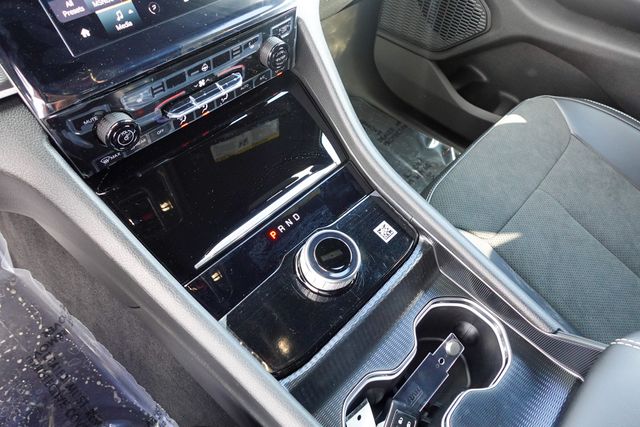 new 2025 Jeep Grand Cherokee L car, priced at $40,870