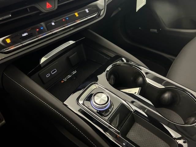 new 2025 Buick Envision car, priced at $41,500