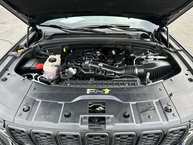 used 2023 Jeep Grand Cherokee car, priced at $32,449
