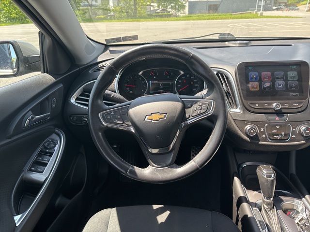 used 2017 Chevrolet Malibu car, priced at $10,006