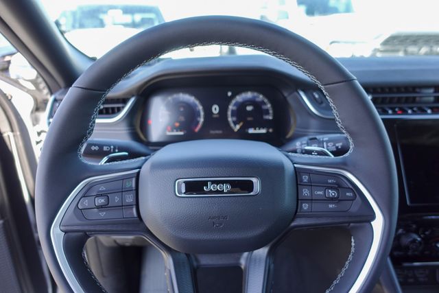 new 2025 Jeep Grand Cherokee car, priced at $44,170