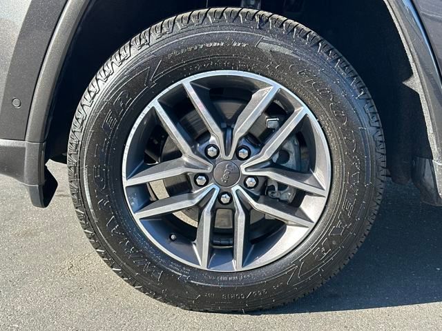 used 2019 Jeep Grand Cherokee car, priced at $21,999