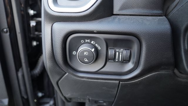 new 2025 Ram 3500 car, priced at $75,435