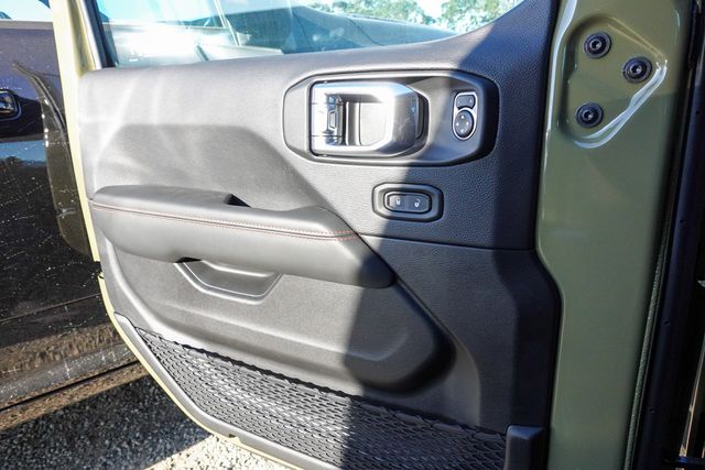 new 2025 Jeep Wrangler car, priced at $53,580