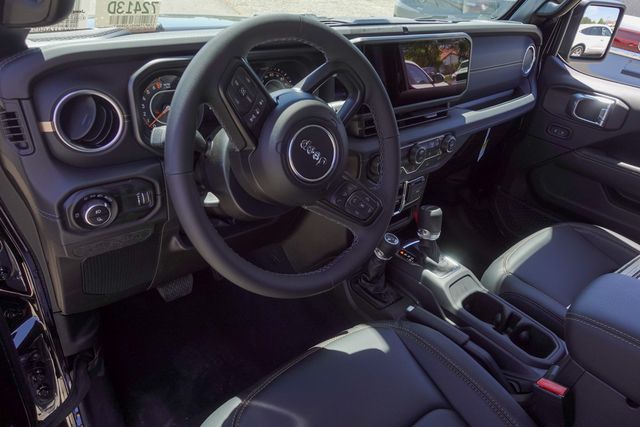 new 2025 Jeep Gladiator car, priced at $44,270