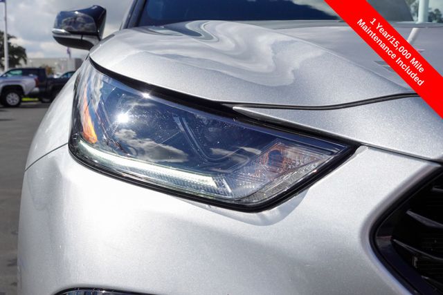 used 2022 Toyota Highlander car, priced at $37,000