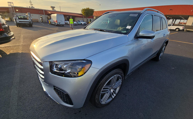 used 2024 Mercedes-Benz GLS car, priced at $76,997