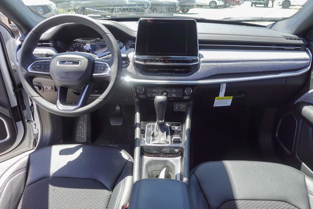 new 2025 Jeep Compass car, priced at $25,868