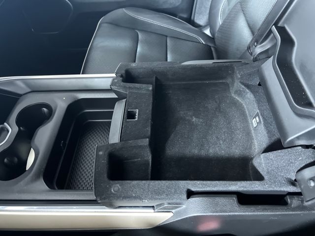 used 2021 Ram 1500 car, priced at $30,000