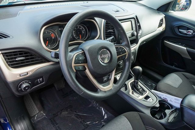 used 2018 Jeep Cherokee car, priced at $12,988