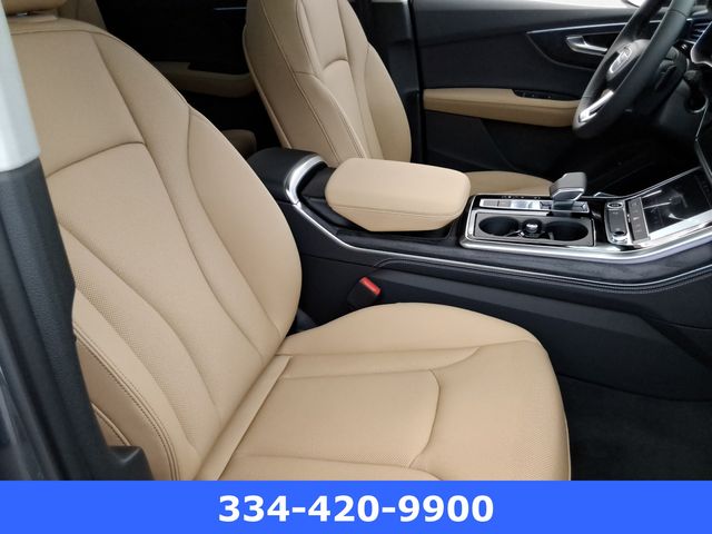 new 2025 Audi Q7 car, priced at $68,732