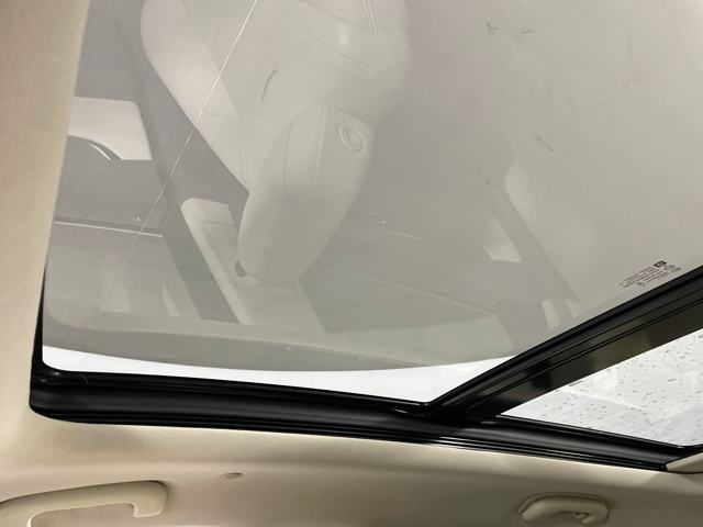 used 2023 Cadillac XT5 car, priced at $32,000