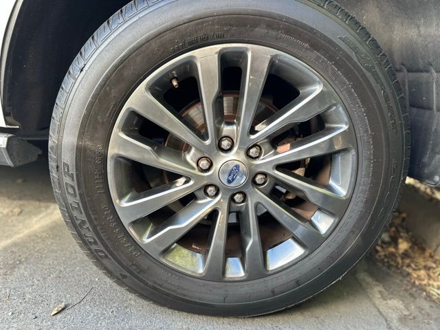 used 2020 Ford Expedition car, priced at $24,679