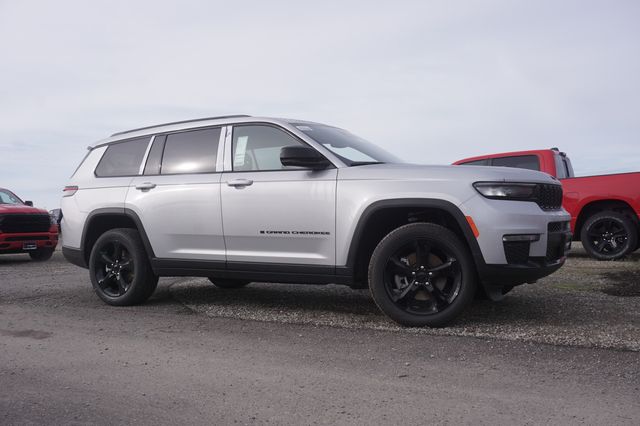 new 2024 Jeep Grand Cherokee L car, priced at $47,265