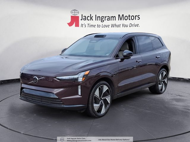 new 2025 Volvo EX90 car, priced at $91,545