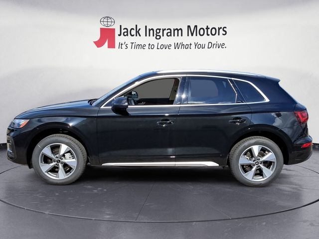 new 2025 Audi Q5 car, priced at $51,540