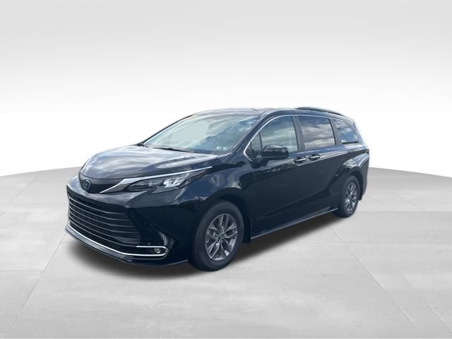 used 2024 Toyota Sienna car, priced at $46,588
