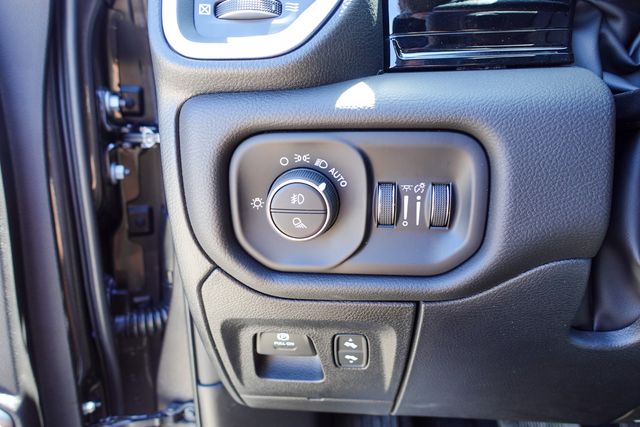 new 2025 Ram 1500 car, priced at $60,771
