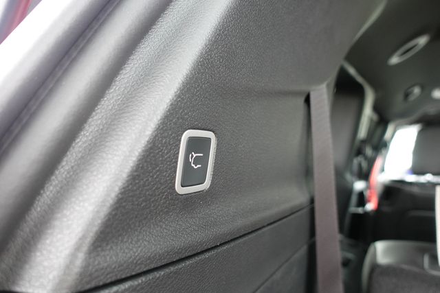 new 2026 Chrysler Pacifica car, priced at $45,910