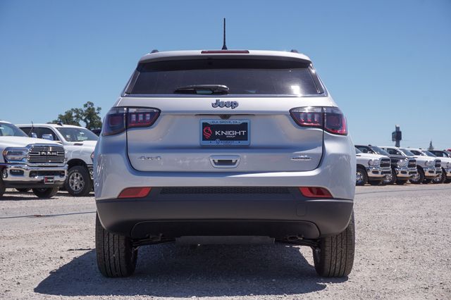 new 2024 Jeep Compass car, priced at $25,860