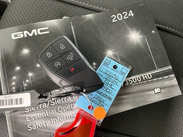 new 2024 GMC Sierra 2500HD car, priced at $80,000