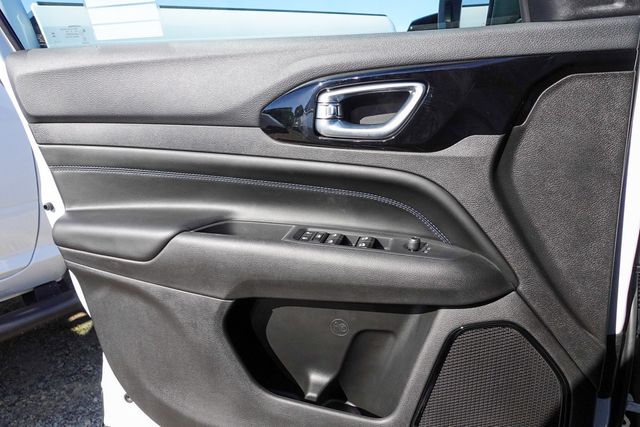 new 2025 Jeep Compass car, priced at $28,160