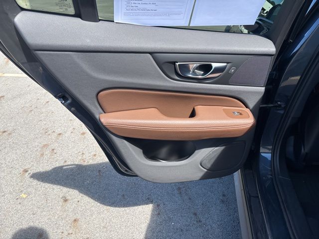 used 2021 Volvo V60 Cross Country car, priced at $27,499