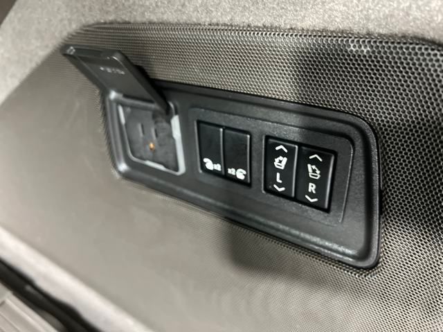 used 2021 Cadillac Escalade ESV car, priced at $52,000