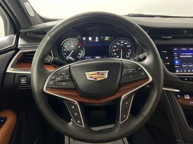 new 2024 Cadillac XT5 car, priced at $53,500