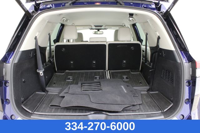 used 2022 Nissan Pathfinder car, priced at $32,999