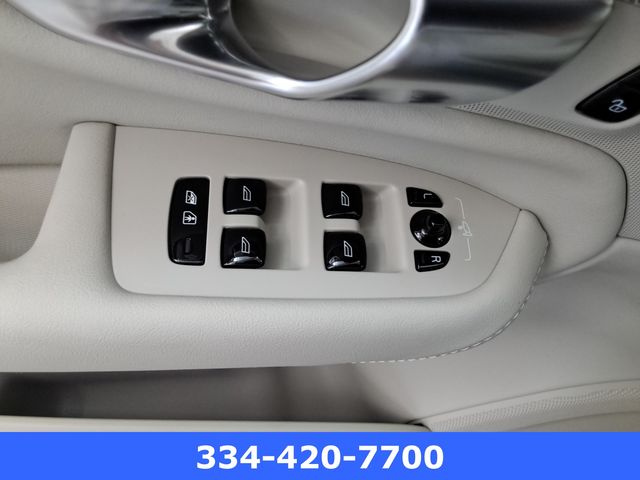 new 2025 Volvo XC90 car, priced at $66,265