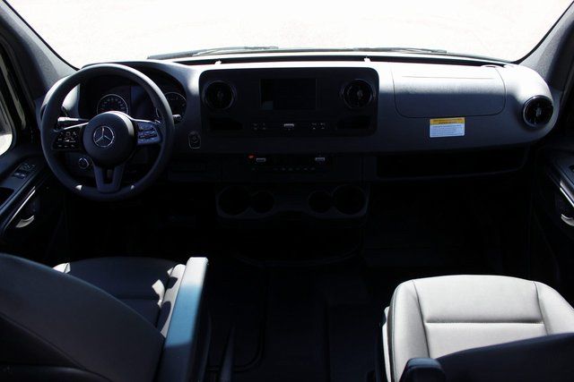 new 2024 Mercedes-Benz Sprinter 3500 car, priced at $77,292