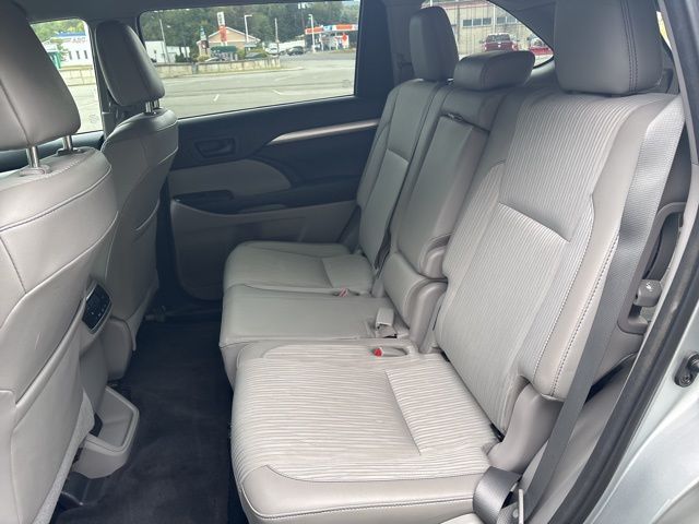 used 2017 Toyota Highlander car, priced at $17,799