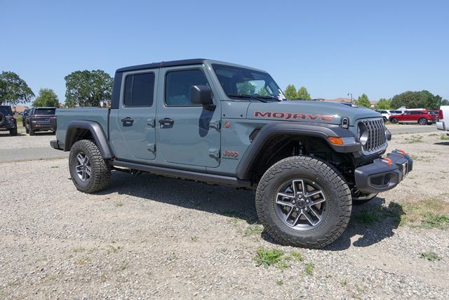 new 2025 Jeep Gladiator car, priced at $53,555