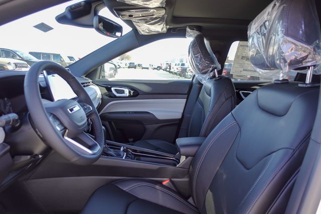 new 2025 Jeep Compass car, priced at $36,380