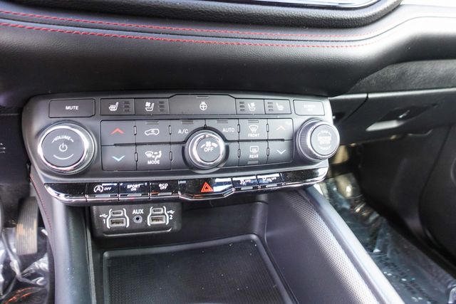 used 2024 Dodge Durango car, priced at $33,389