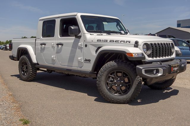 new 2025 Jeep Gladiator car, priced at $45,475