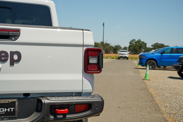 new 2025 Jeep Gladiator car, priced at $54,875