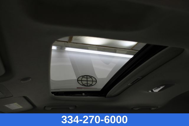used 2021 Hyundai Venue car, priced at $17,999