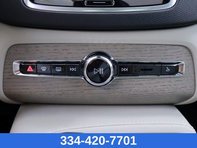 new 2025 Volvo XC90 car, priced at $62,997
