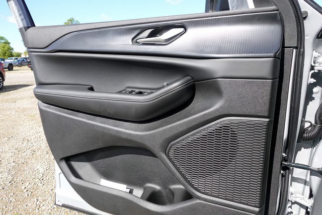 new 2025 Jeep Grand Cherokee car, priced at $34,477