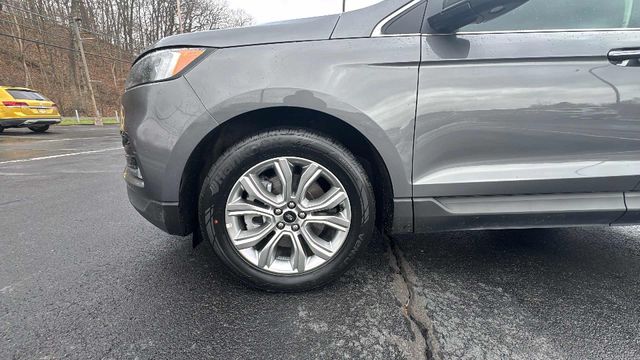 used 2024 Ford Edge car, priced at $30,680