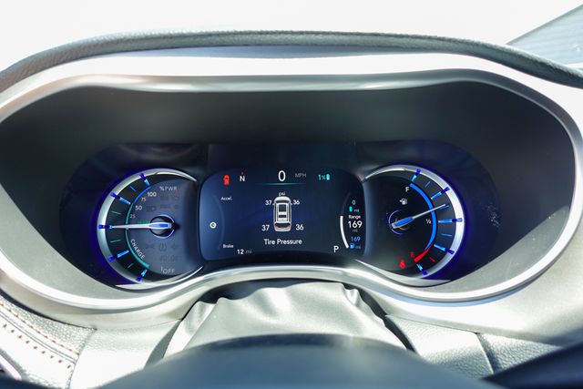 new 2025 Chrysler Pacifica Hybrid car, priced at $47,541