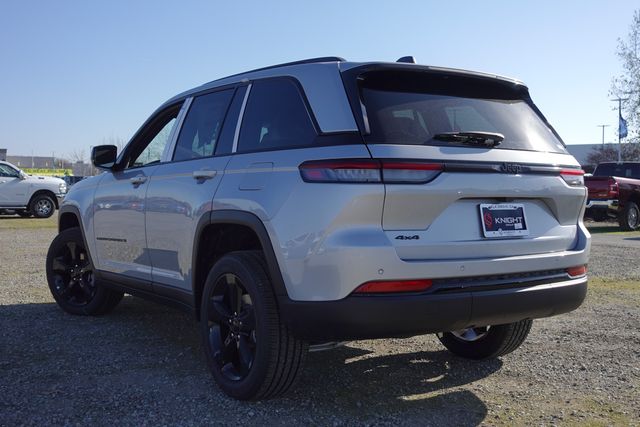 new 2025 Jeep Grand Cherokee car, priced at $44,170