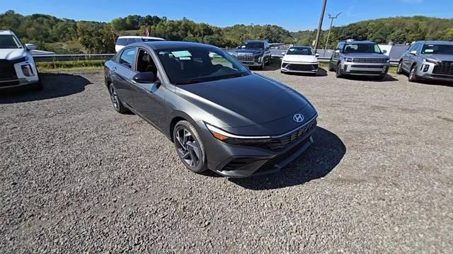 new 2025 Hyundai Elantra car, priced at $24,072