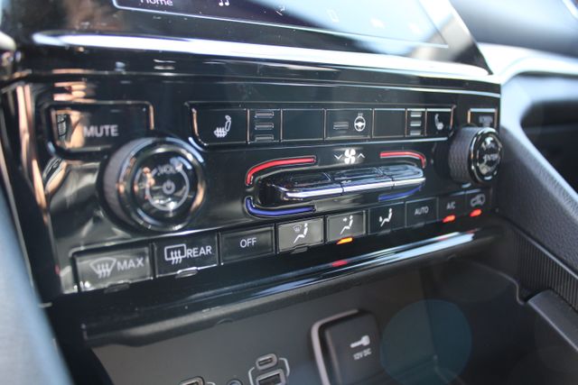 used 2024 Jeep Grand Cherokee L car, priced at $37,888